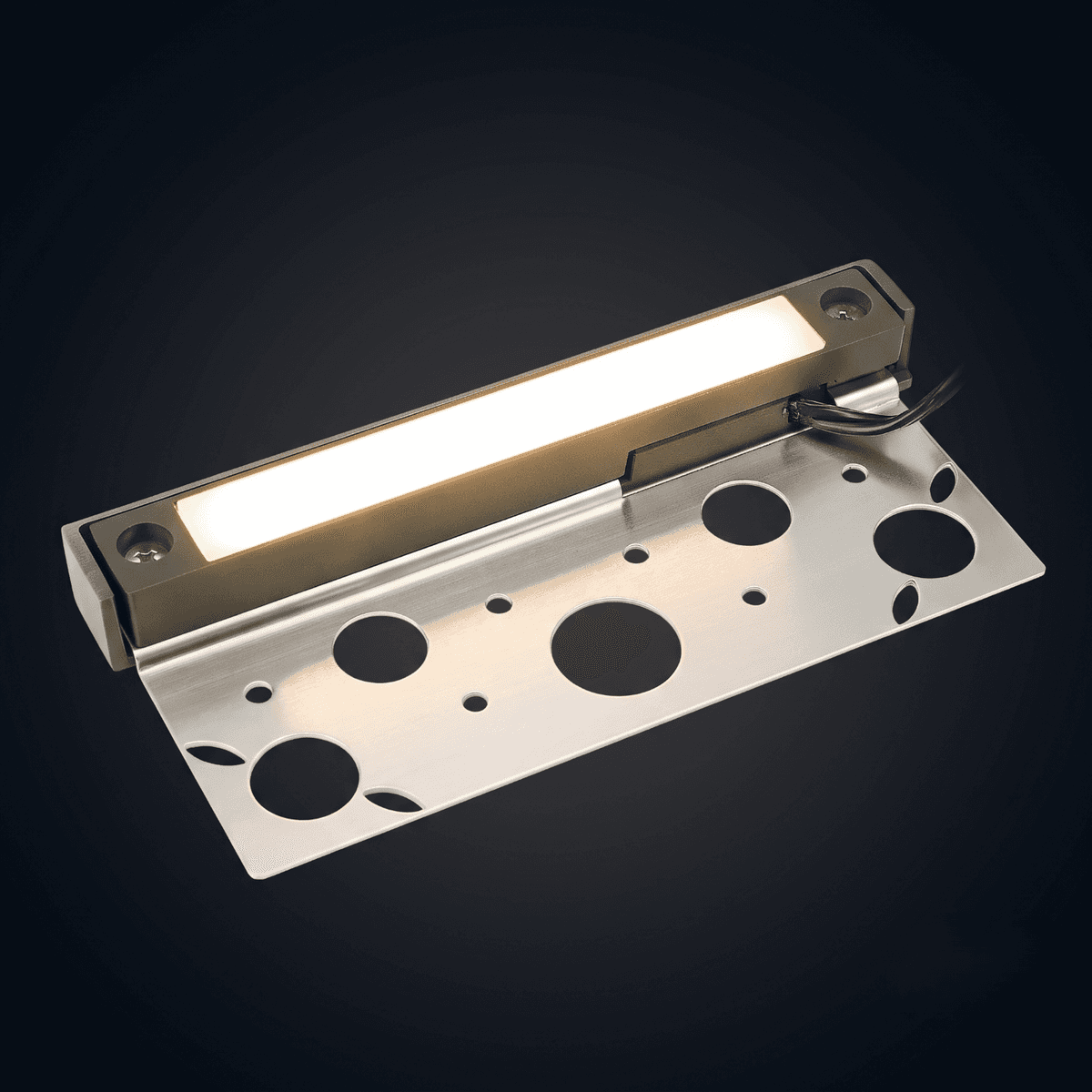 Shuttle 2701P1 wall and ledge light fixture
